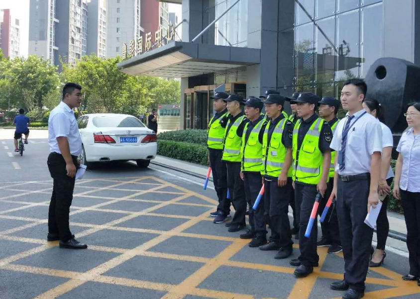 山東保安公司 山東保安公司要讓保安人員工作保持樂(lè)觀主動(dòng)